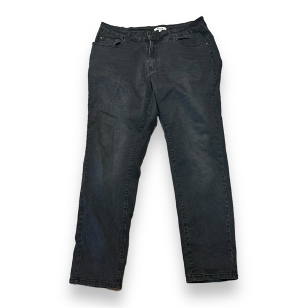 Women’s Ari & Clo 16 Tapered Leg Black High Rise Jeans